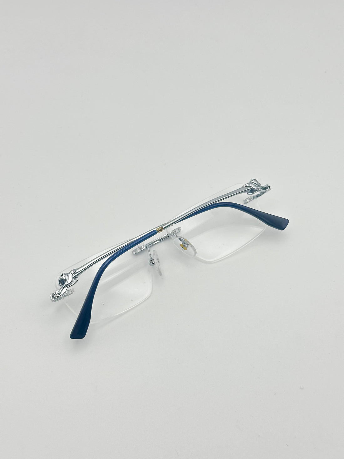 PHANTERA 49 SILVER
